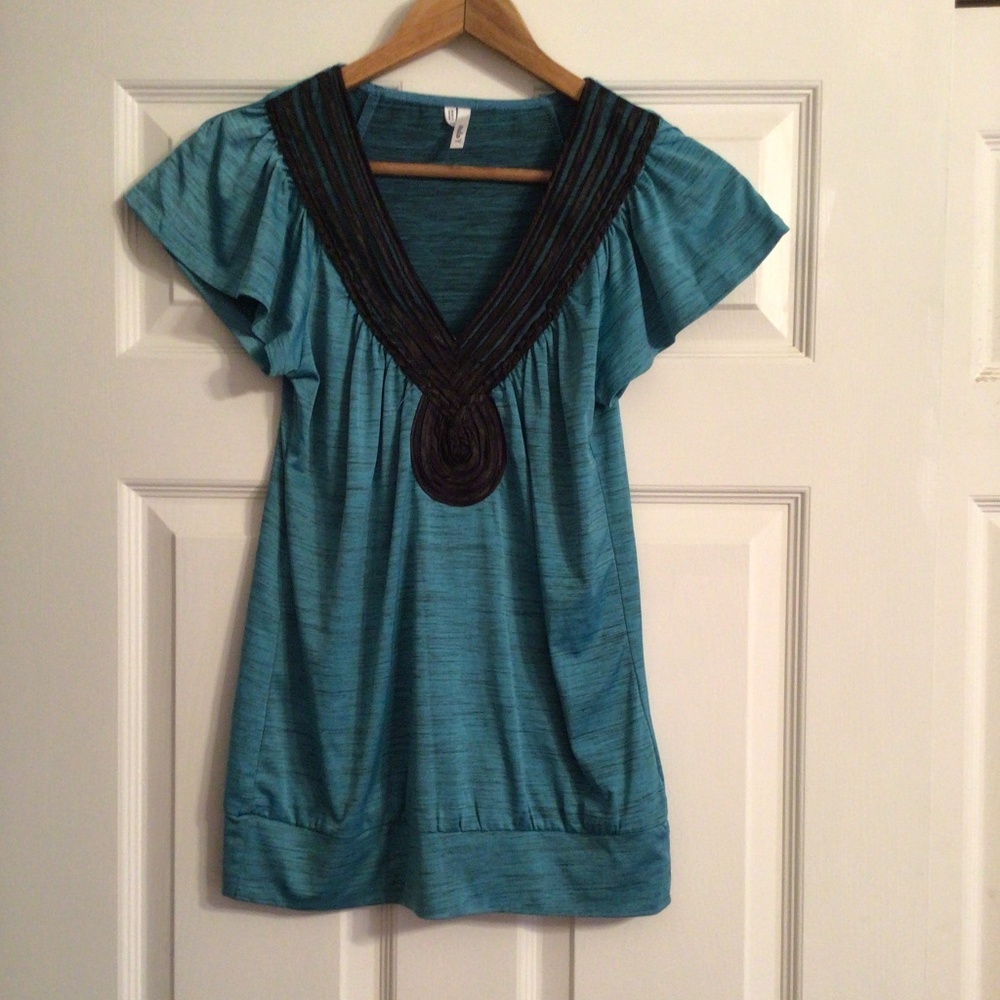 Studio Y XS Tee